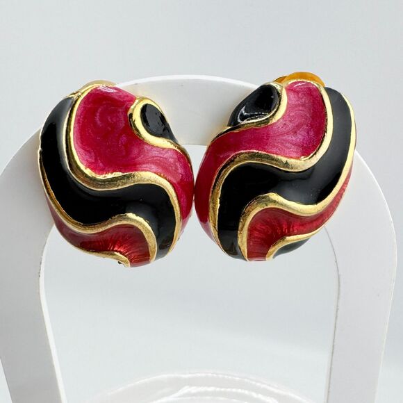Vintage Red Black Enamel Clip-On Earrings – Retro 80s Gold Swirl Statement - Picture 5 of 9